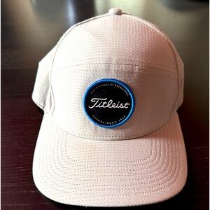 Titleist Golf hat ajustable